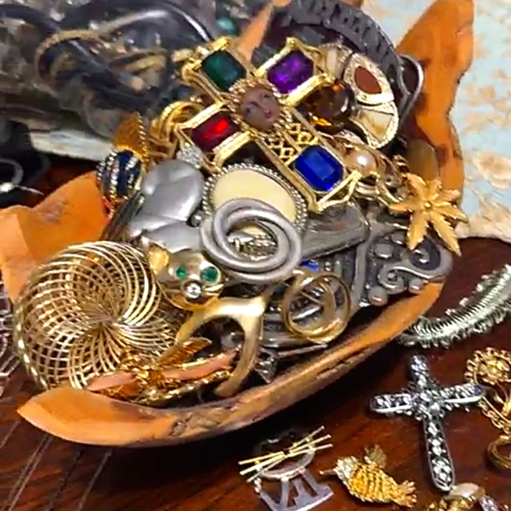 YOU GET ALL VINTAGE JEWELRY✨️🌻EUC.GUC.